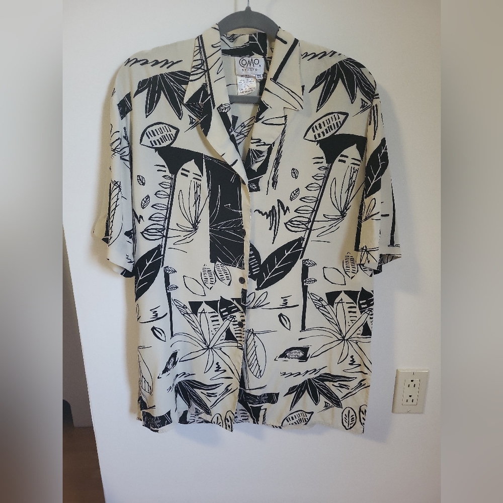 Vintage Black and Cream Button Down Shirt